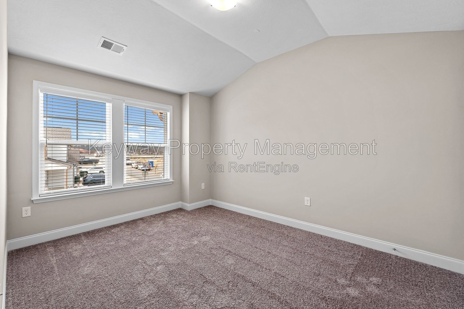 541 Yuma Lane - Village Square property image