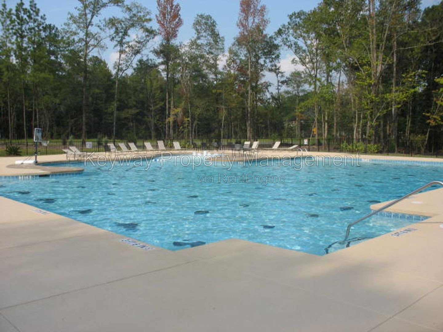 216 Linsmore Lane-Canterbury Farms property image