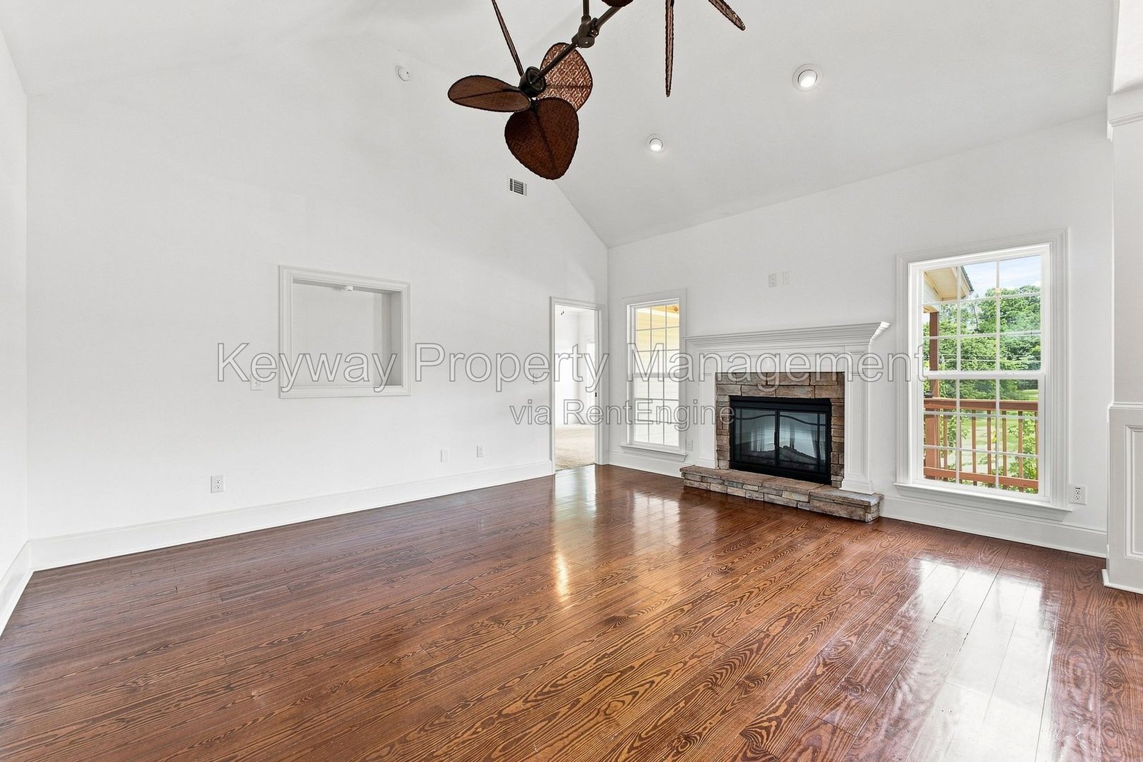 880 Willow Way - Jones Creek property image