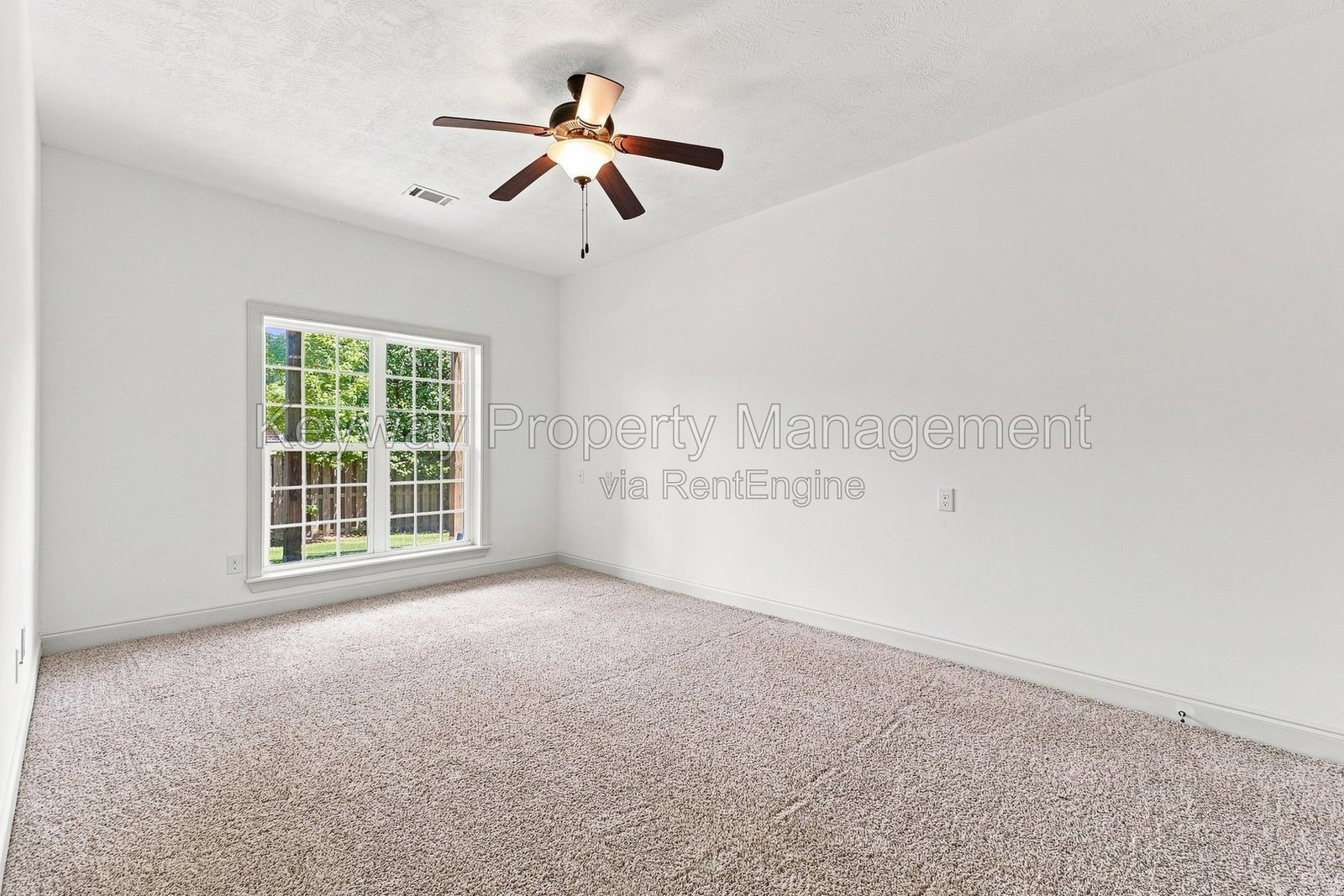 880 Willow Way - Jones Creek property image