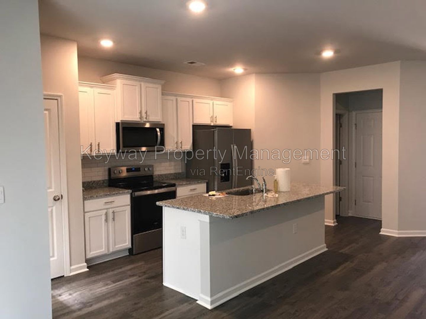 3625 Firestone Dr-Laurel Park property image