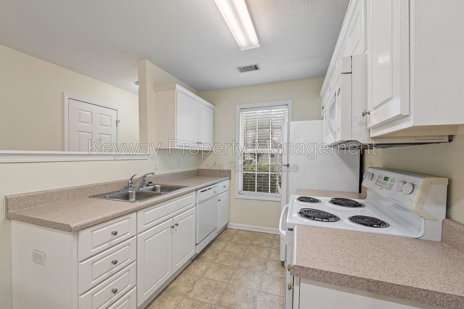 628 Mickelson Way property image