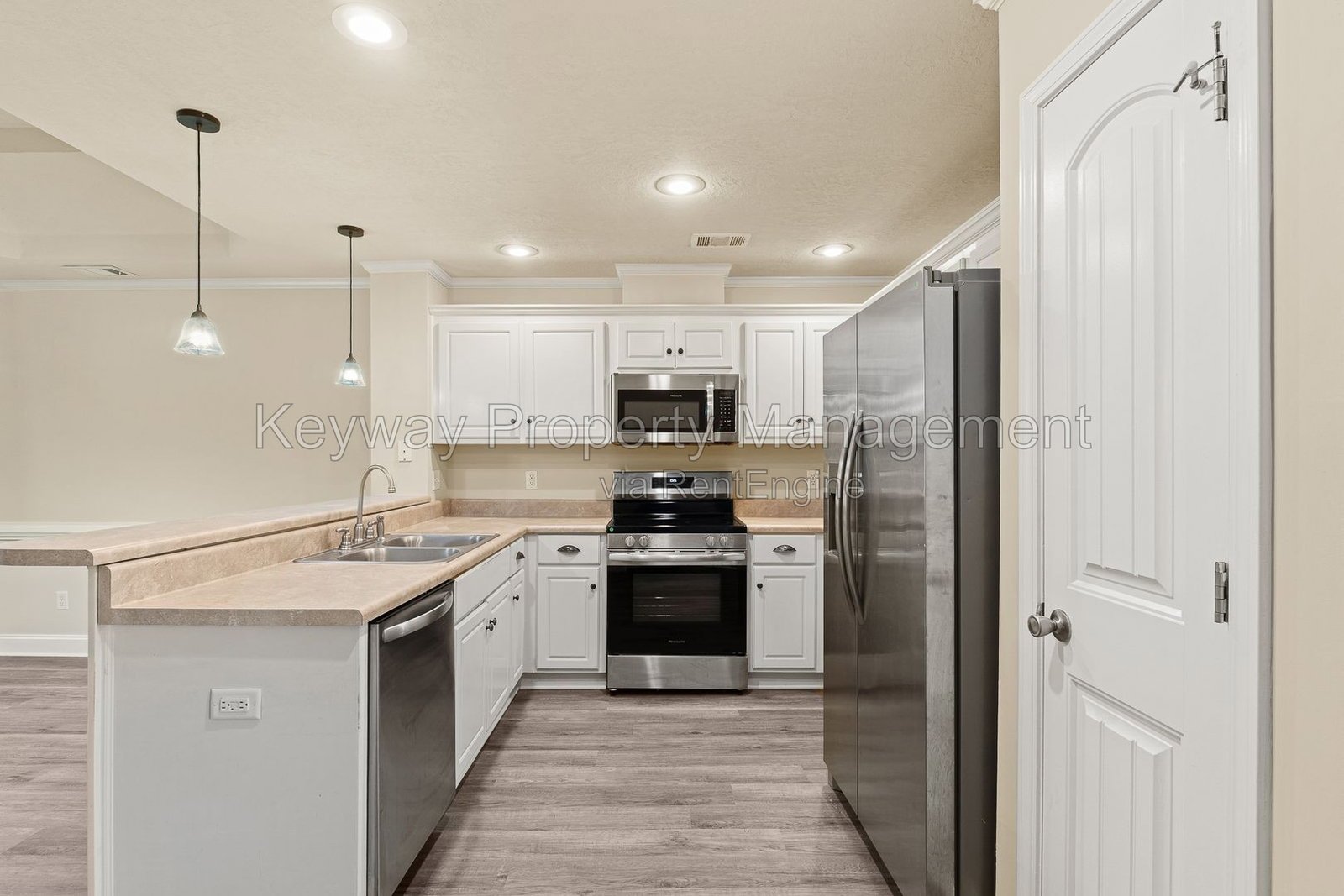 810 Whispering Willow Court - Arbor Landing property image