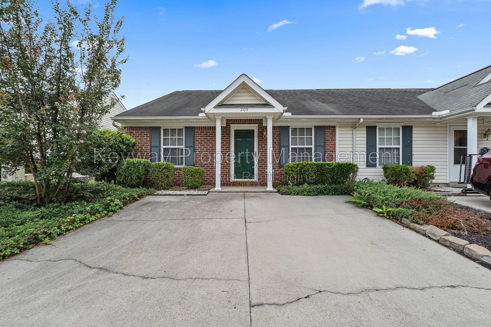 209 High point Way-The Villages Of Greenbrier property image