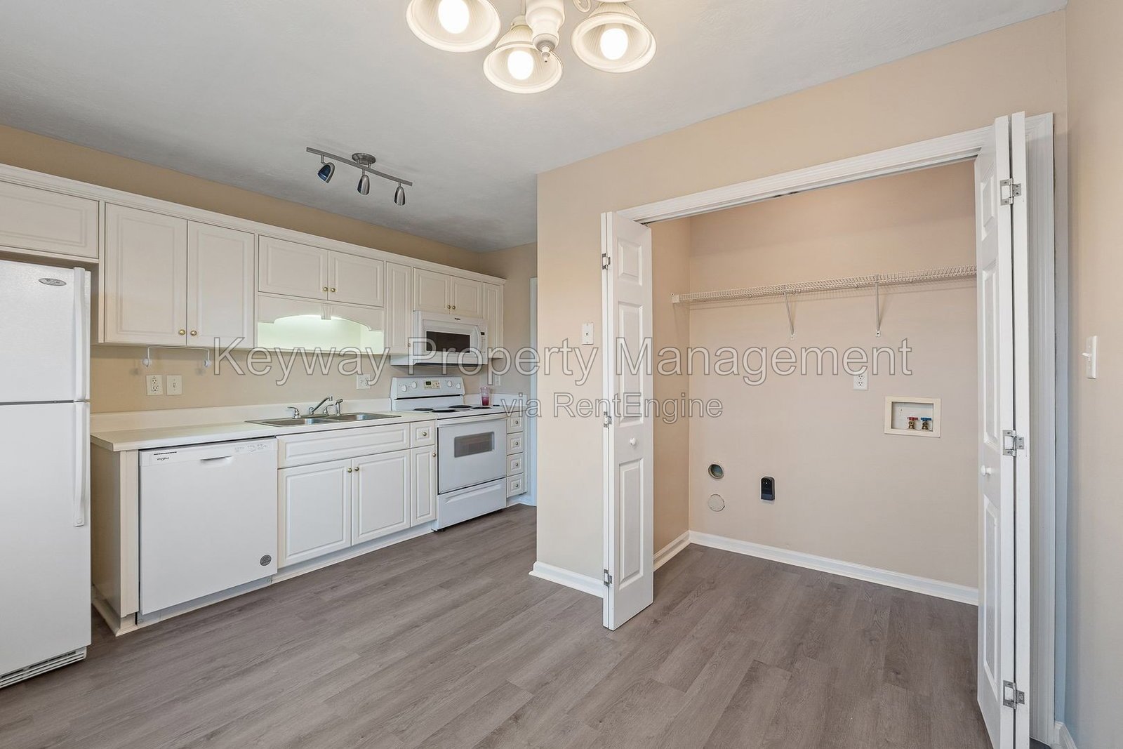209 High point Way-The Villages Of Greenbrier property image