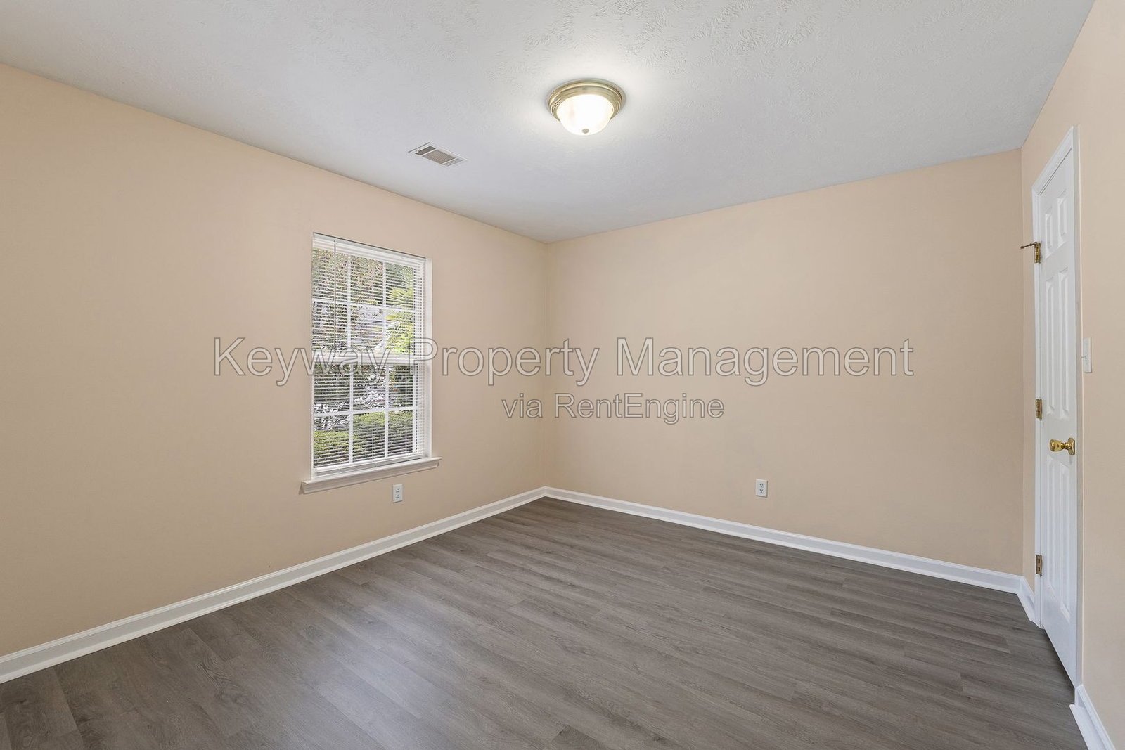 209 High point Way-The Villages Of Greenbrier property image