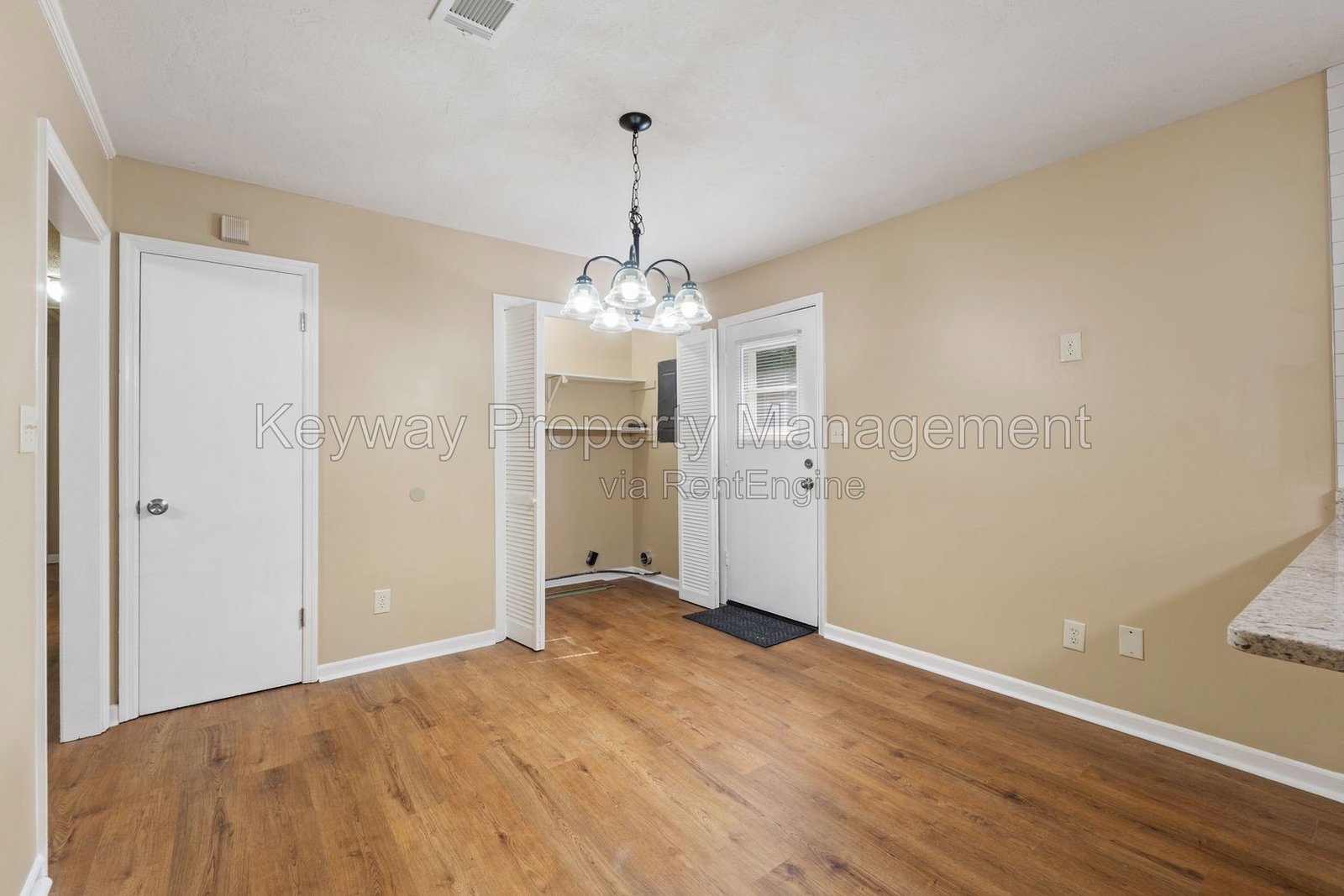 1916 Rock Spring Drive - Augusta property image