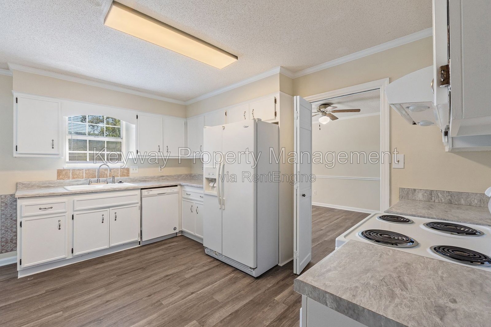 642 Clinton Way W - Fox Run property image