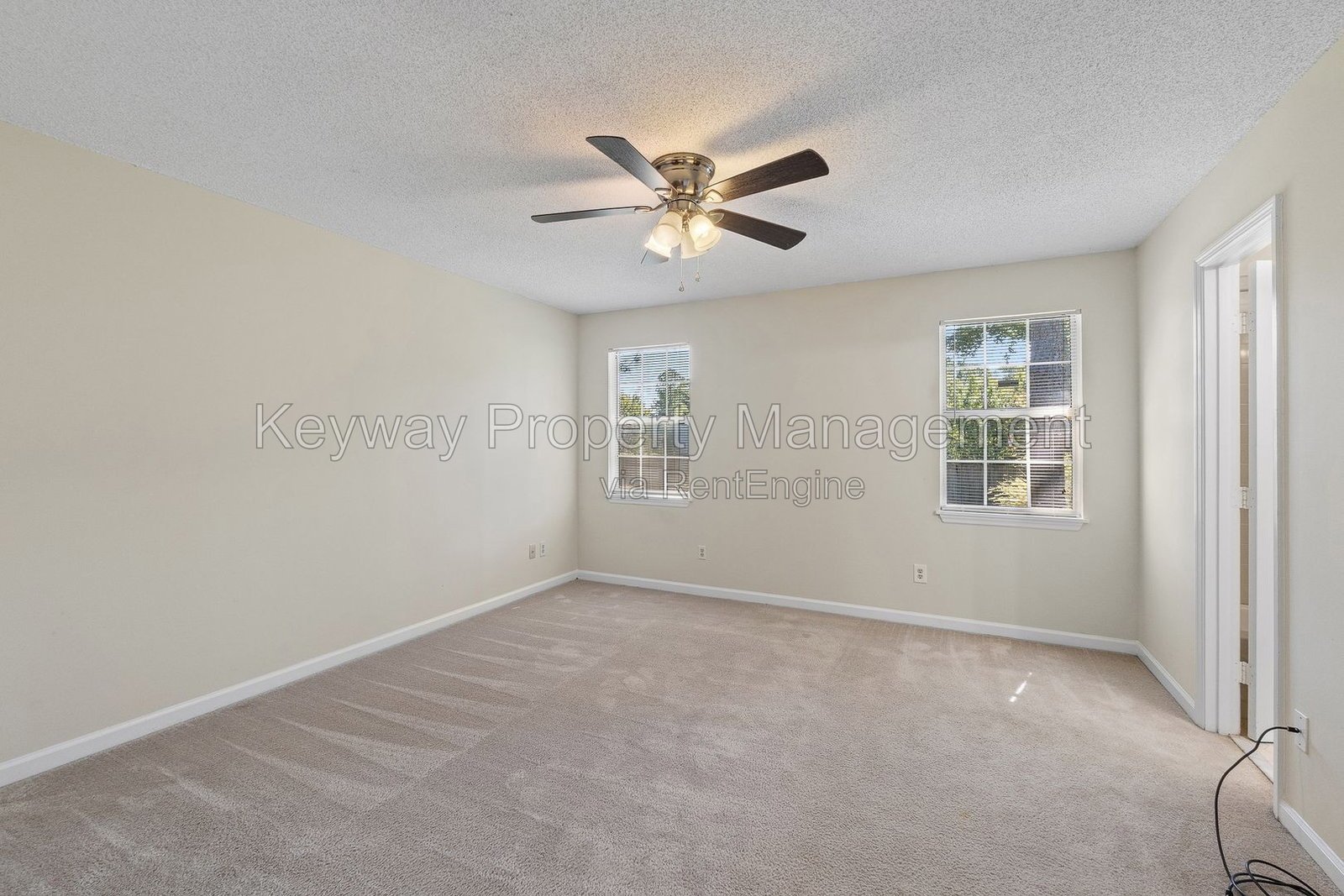 642 Clinton Way W - Fox Run property image