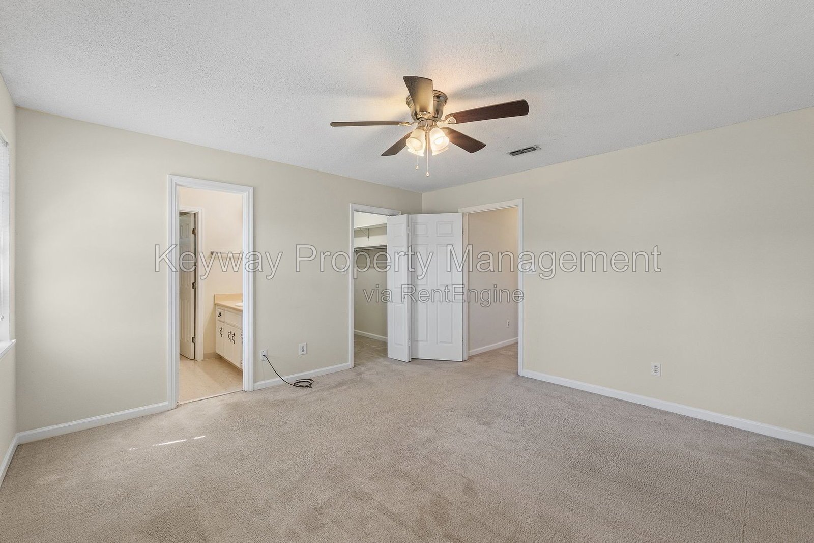 642 Clinton Way W - Fox Run property image