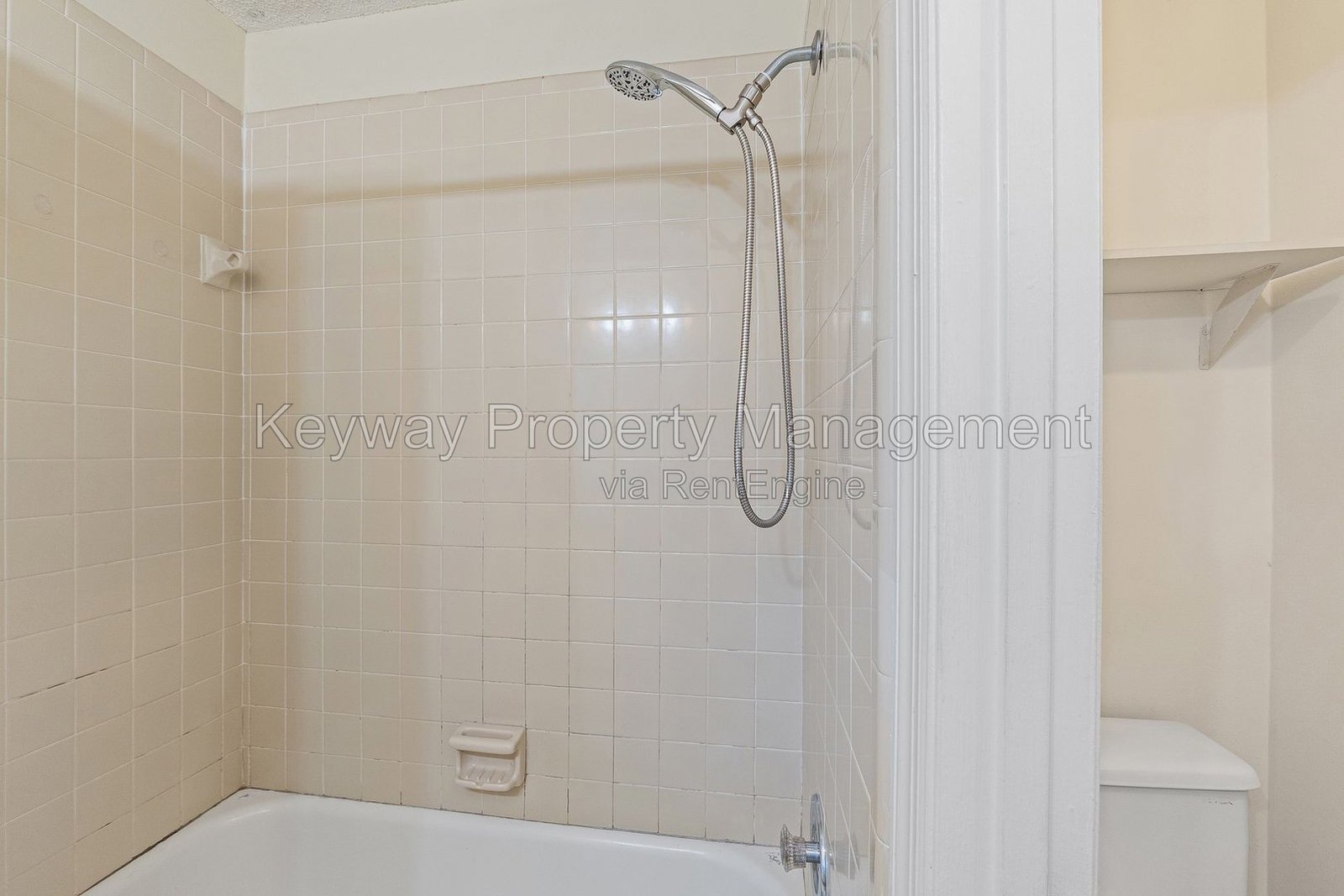 642 Clinton Way W - Fox Run property image