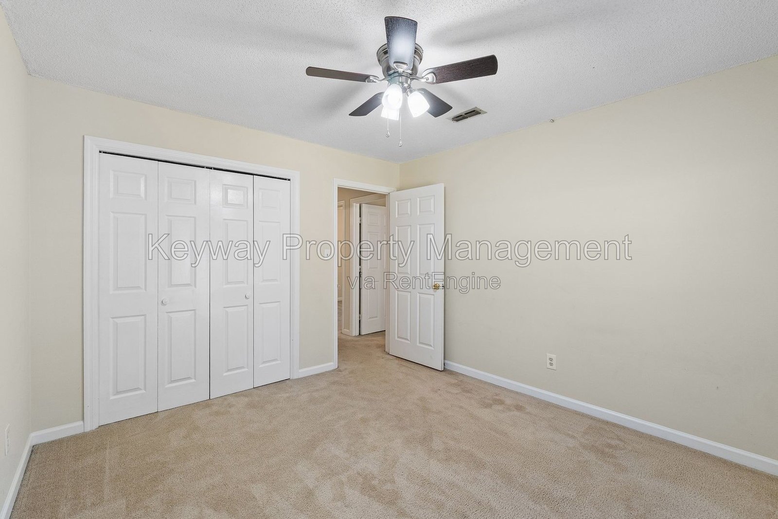 642 Clinton Way W - Fox Run property image