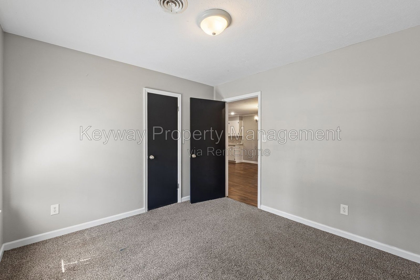 2159 Birch Court - Pepperidge property image