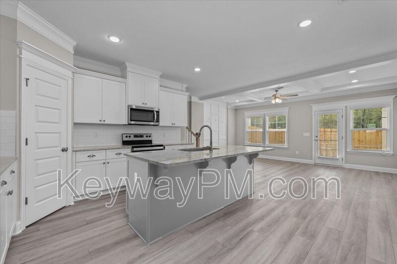 202 Linsmore Lane-Canterbury Farms property image