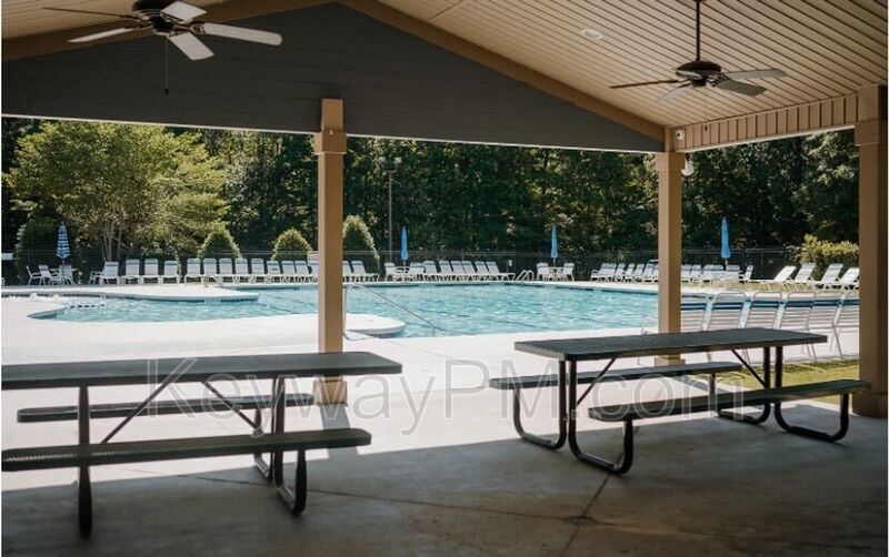 202 Linsmore Lane-Canterbury Farms property image