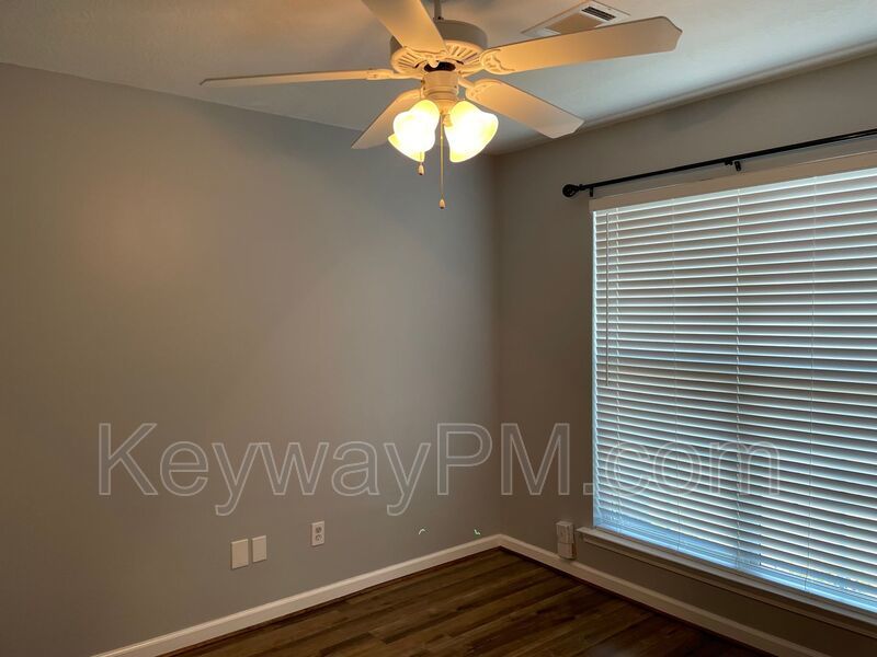 830 Landing Drive - Grove Landing property image