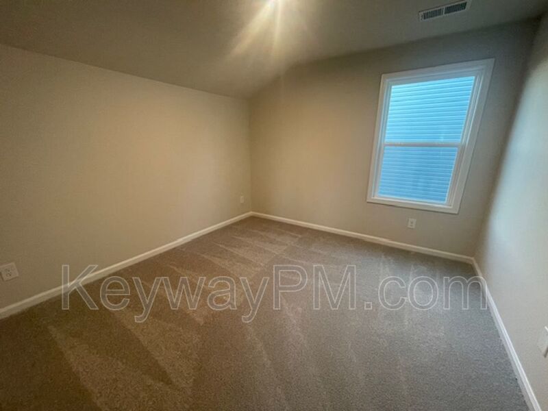 810 Manitou - Providence Station property image