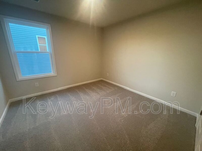 810 Manitou - Providence Station property image