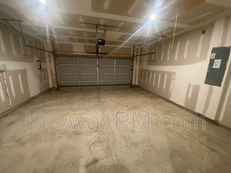 810 Manitou - Providence Station property image
