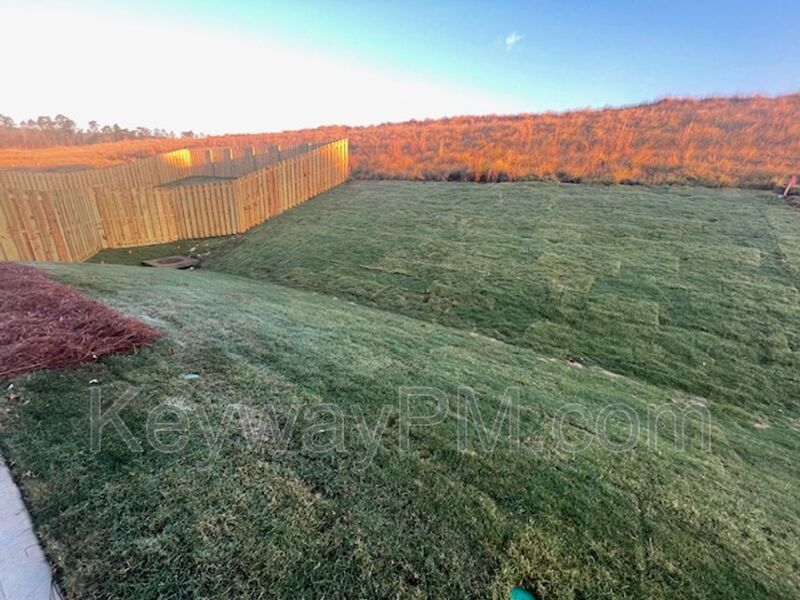 810 Manitou - Providence Station property image