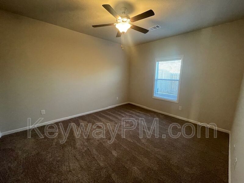 5004 Greer Drive - Rivercrest property image