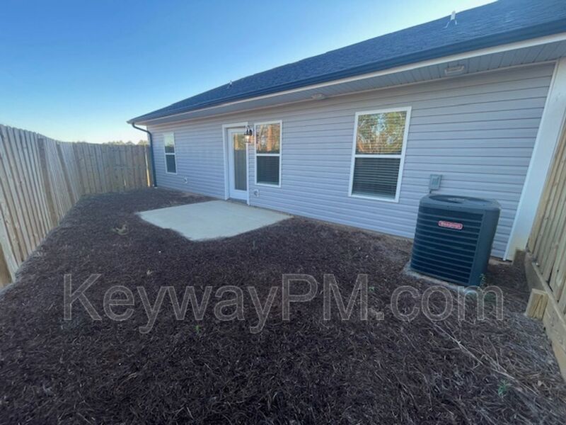 5004 Greer Drive - Rivercrest property image