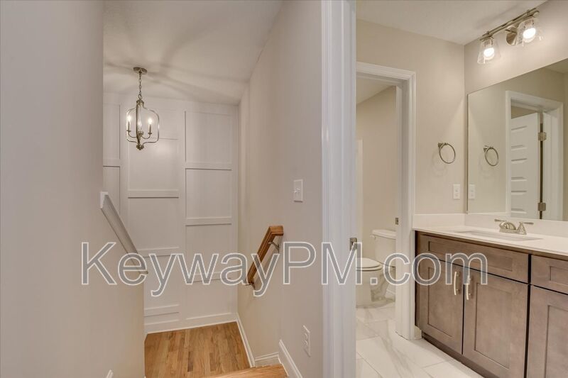 733 Bronze Way - Village Square property image
